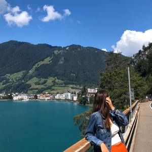 Meet your Posher, Audrey